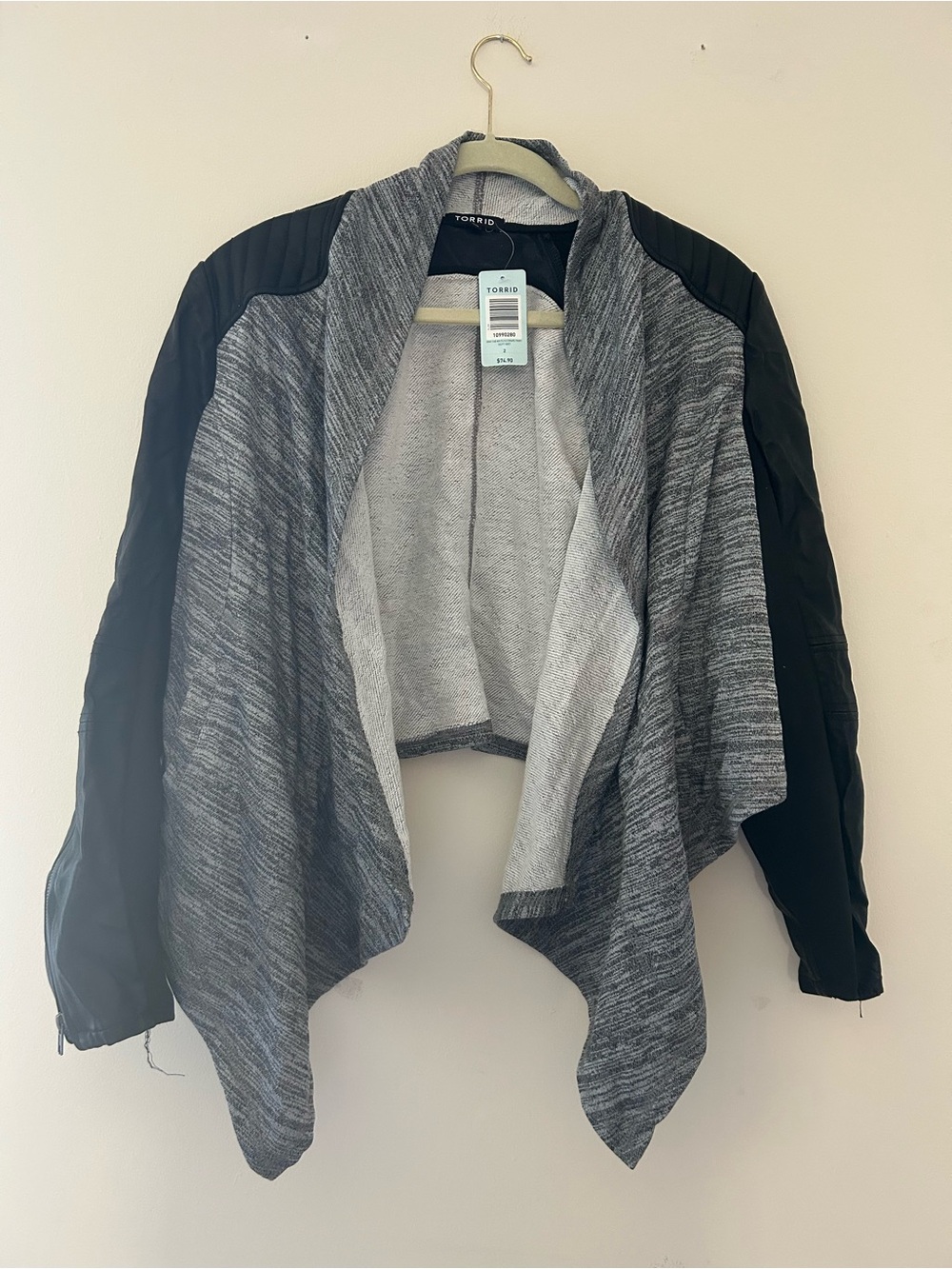 Torrid Size 2 Gray Open-Front Draped Sweater Jacket - Picture 2 of 7